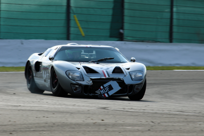 Illustration for article titled Ogle At The Best Cars Racing At The Silverstone Classic